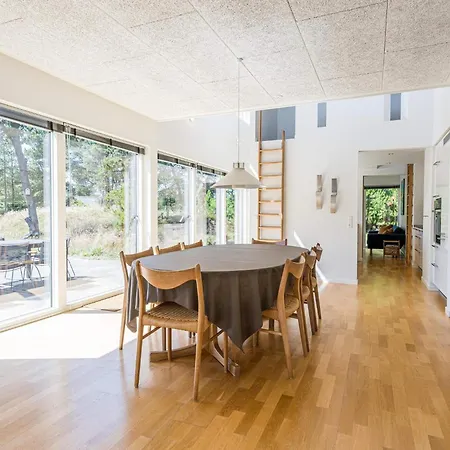 Ferienhaus 6 Person In Henne Henne Strand